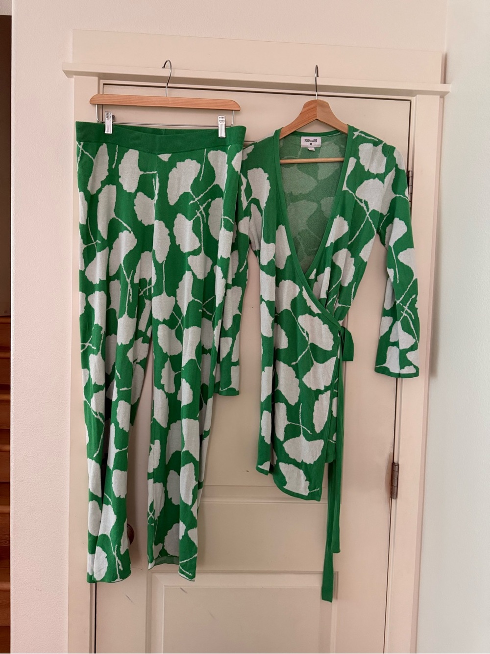 Green Floral Knit set by Diane Von Furstenberg top size M bottoms size L